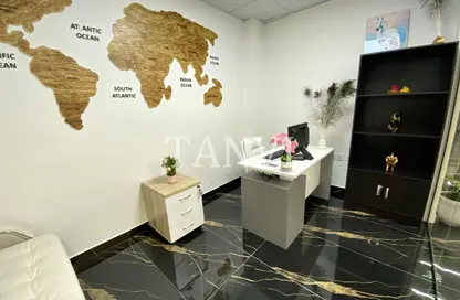 Office Space - Studio - 1 Bathroom for rent in Horizone Building - Port Saeed - Deira - Dubai