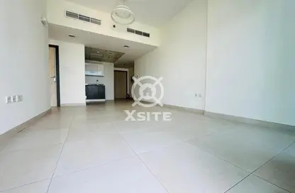 Apartment - 1 Bedroom - 2 Bathrooms for rent in Central Park Tower - Jumeirah Village Circle - Dubai