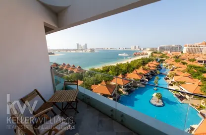 Balcony image for: Apartment - 1 Bedroom - 2 Bathrooms for rent in MINA by Azizi - Palm Jumeirah - Dubai, Image 1
