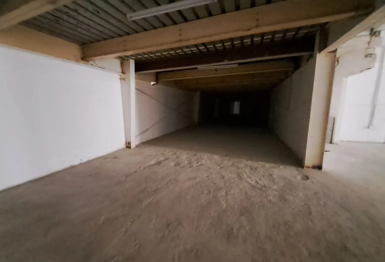 Warehouse for rent in Sharjah Industrial Area