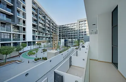 Townhouse - 3 Bedrooms - 3 Bathrooms for rent in The Gate - Masdar City - Abu Dhabi