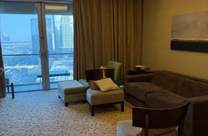 شقة - غرفة نوم - 2 حمامات للايجار في ﺩﺑﻲ ﻣﻮﻝ - وسط مدينة دبي - دبي شقة - غرفة نوم - 2 حمامات للايجار في ﺩﺑﻲ ﻣﻮﻝ - وسط مدينة دبي - دبي