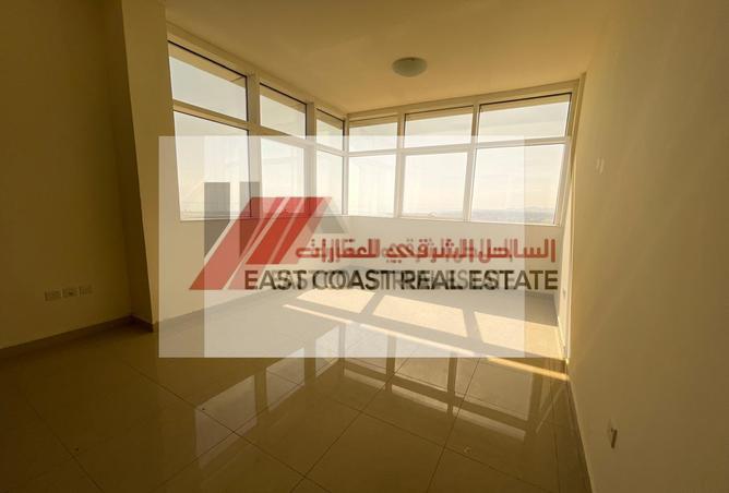 12070425 - صورة العقار 3