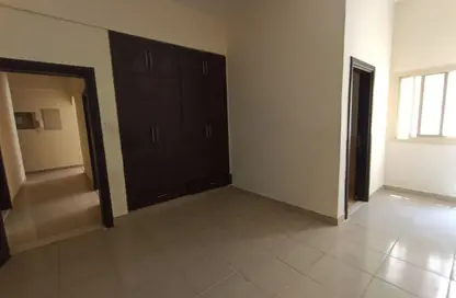 Apartment - 2 Bedrooms - 3 Bathrooms for rent in Al Khabisi - Al Ain