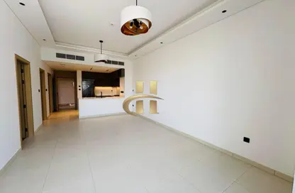 شقة - غرفة نوم - 2 حمامات للايجار في ه ثلاثة بواسطة أورورا - منطقة 11 - قرية جميرا الدائرية - دبي