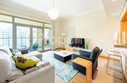 Apartment - 2 Bedrooms - 2 Bathrooms for rent in Al Das - Shoreline Apartments - Palm Jumeirah - Dubai