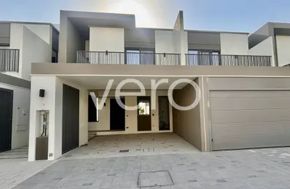 Villa - 3 Bedrooms - 4 Bathrooms for rent in Aura Gardens - Tilal Al Ghaf - Dubai Villa - 3 Bedrooms - 4 Bathrooms for rent in Aura Gardens - Tilal Al Ghaf - Dubai