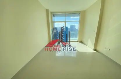 Apartment - 1 Bedroom - 2 Bathrooms for rent in Taliatela Street - Al Nahda - Sharjah