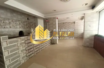 متجر - استوديو للايجار في المجاز 3 - المجاز - الشارقة