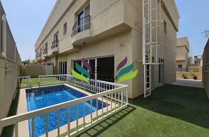 Villa - 5 Bedrooms - 6 Bathrooms for rent in Jumeirah 1 Villas - Jumeirah 1 - Jumeirah - Dubai