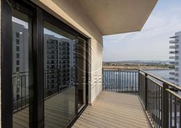 Balcony image for: Studio - 1 bathroom for rent in Waters Edge - Yas Island - Abu Dhabi, Image 1