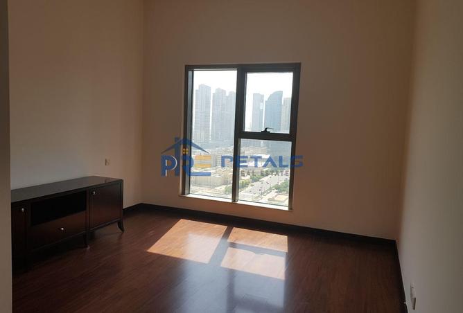 15801130 - Property Image 3