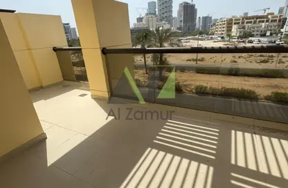 Villa - 3 Bedrooms - 5 Bathrooms for rent in District 13 - Jumeirah Village Circle - Dubai