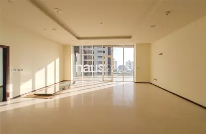 Apartment - 3 Bedrooms - 3 Bathrooms for sale in Emerald - Tiara Residences - Palm Jumeirah - Dubai