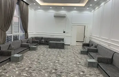 فيلا - 5 غرف نوم - 8 حمامات للايجار في مدينة الرياض - أبوظبي