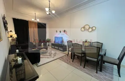 Apartment - 1 Bedroom - 2 Bathrooms for rent in Blue Tower - Al Majaz 3 - Al Majaz - Sharjah Apartment - 1 Bedroom - 2 Bathrooms for rent in Blue Tower - Al Majaz 3 - Al Majaz - Sharjah