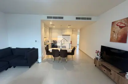 Apartment - 2 Bedrooms - 2 Bathrooms for rent in Urbana Stacked House Block 13 - EMAAR South - Dubai South (Dubai World Central) - Dubai