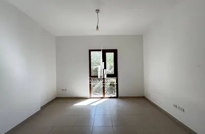 Apartment - Studio - 1 Bathroom for rent in Zahra Breeze Apartments 3B - Zahra Breeze Apartments 3 - Zahra Breeze Apartments - Town Square - Dubai