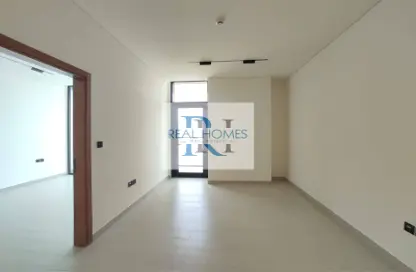 شقة - غرفة نوم - 2 حمامات للايجار في بن غاطي أزور - منطقة 16 - قرية جميرا الدائرية - دبي شقة - غرفة نوم - 2 حمامات للايجار في بن غاطي أزور - منطقة 16 - قرية جميرا الدائرية - دبي