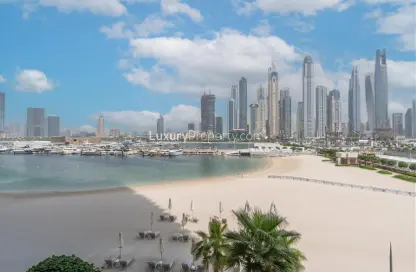Apartment - 2 Bedrooms - 2 Bathrooms for sale in Sunrise Bay - EMAAR Beachfront - Dubai Harbour - Dubai