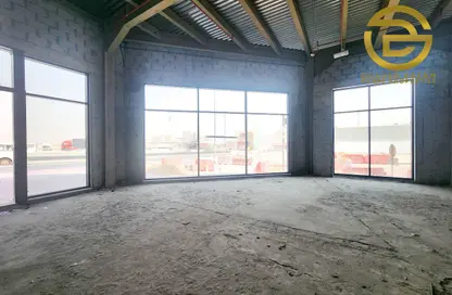 Shop - Studio - 2 Bathrooms for rent in Al Furjan - Dubai