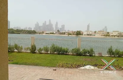 فيلا - 5 غرف نوم - 4 حمامات للايجار في زلال - البحيرات - دبي