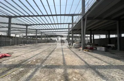 Warehouse - Studio for rent in Phase 1 - Dubai Investment Park (DIP) - Dubai