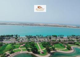 Apartment - 3 bedrooms - 4 bathrooms for rent in Lake View Tower - Corniche Road - Abu Dhabi