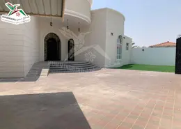 Terrace image for: Villa - 4 Bedrooms - 7 Bathrooms for sale in Gafat Al Nayyar - Zakher - Al Ain, Image 1