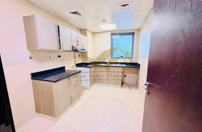 Apartment - 1 Bedroom - 2 Bathrooms for rent in Jumeirah Garden City - Al Satwa - Dubai