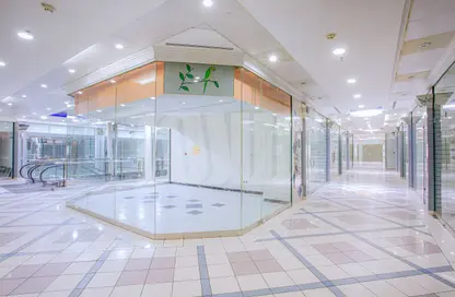 Shop - Studio for rent in Al Salam Centre - Naif - Deira - Dubai