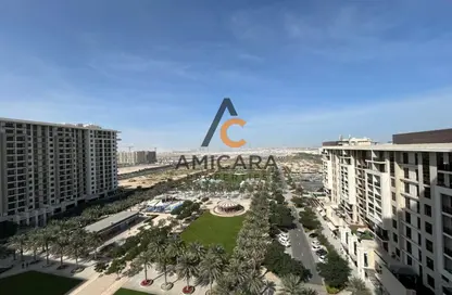 Apartment - 3 Bedrooms - 4 Bathrooms for sale in Warda Apartments - Town Square - Dubai