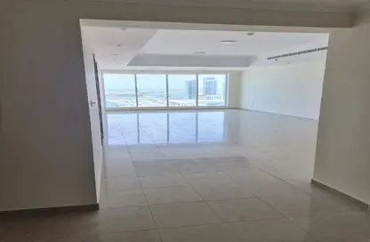 Apartment - 3 Bedrooms - 4 Bathrooms for sale in Emirates Crown - Dubai Marina - Dubai