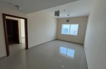 Apartment - 1 Bedroom - 2 Bathrooms for rent in Gate Tower 1 - Musheiref - Ajman