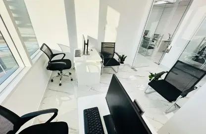 Office Space - Studio - 1 Bathroom for rent in Al Shindagah - Dubai
