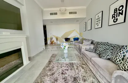 Apartment - 2 Bedrooms - 3 Bathrooms for rent in Jumeirah Garden City - Al Satwa - Dubai