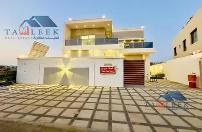 Villa - 5 Bedrooms - 7 Bathrooms for sale in Al Yasmeen 1 - Al Yasmeen - Ajman