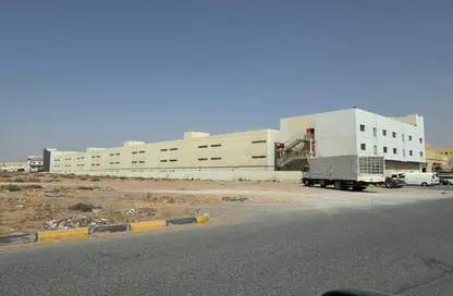 عمارة بالكامل - استوديو للبيع في أم الثعوب - أم القيوين