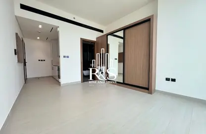 شقة - 1 حمام للبيع في بنغاطي هاوس - الضاحية 10 - قرية جميرا الدائرية - دبي