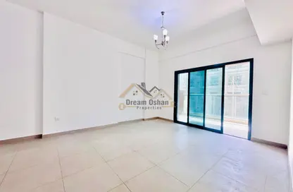 Apartment - 2 Bedrooms - 4 Bathrooms for rent in Al Warsan 4 - Al Warsan - Dubai