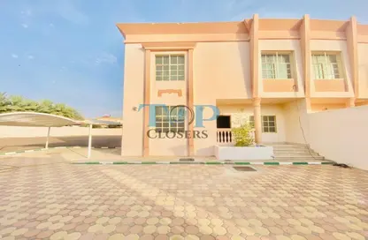 Villa - 4 Bedrooms - 5 Bathrooms for rent in Al Sarooj - Al Ain