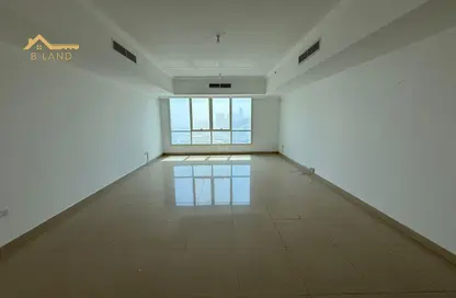 شقة - 2 غرف نوم - 3 حمامات للايجار في المجاز 2 - المجاز - الشارقة