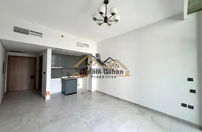 Apartment - Studio - 1 Bathroom for rent in Dome Tower - Al Jaddaf - Dubai