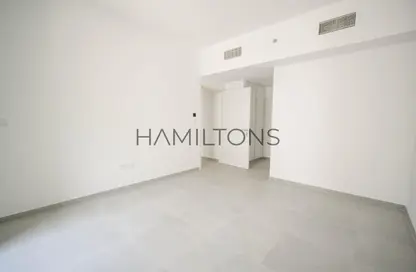 شقة - غرفة نوم - 2 حمامات للبيع في نسق - الجادة - الشارقة