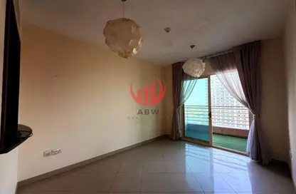 Apartment - 1 Bedroom - 2 Bathrooms for rent in Icon Tower 2 - JLT Cluster L - Jumeirah Lake Towers - Dubai