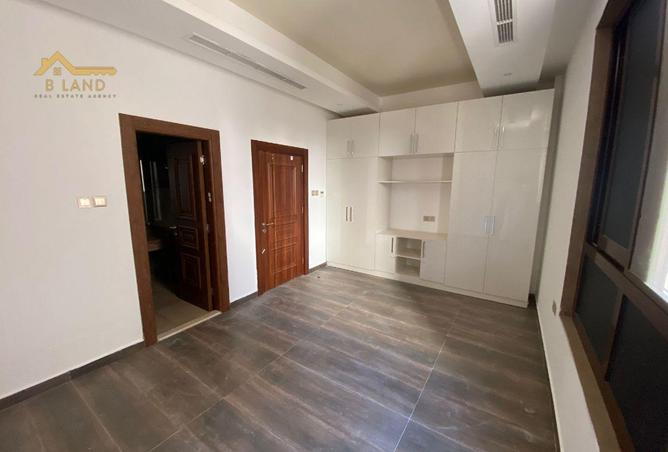 15747219 - Property Image 2