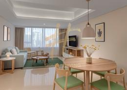 Breakfast Included | 2 BHK Apartment | Near Metro