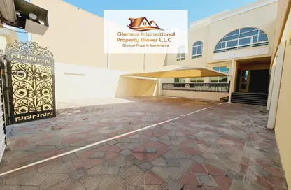 Villa - 6 Bedrooms for rent in Al Mushrif Villas - Al Mushrif - Abu Dhabi