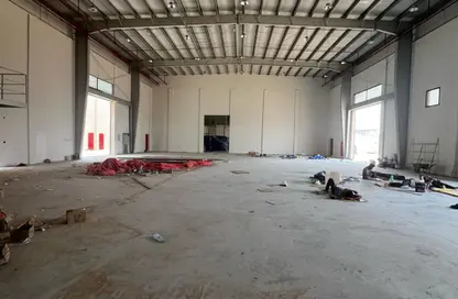 Warehouse - Studio - 1 Bathroom for rent in Umm Al Thuoob - Umm Al Quwain