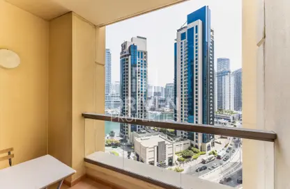 Apartment - 3 Bedrooms - 4 Bathrooms for rent in Rimal 6 - Rimal - Jumeirah Beach Residence - Dubai